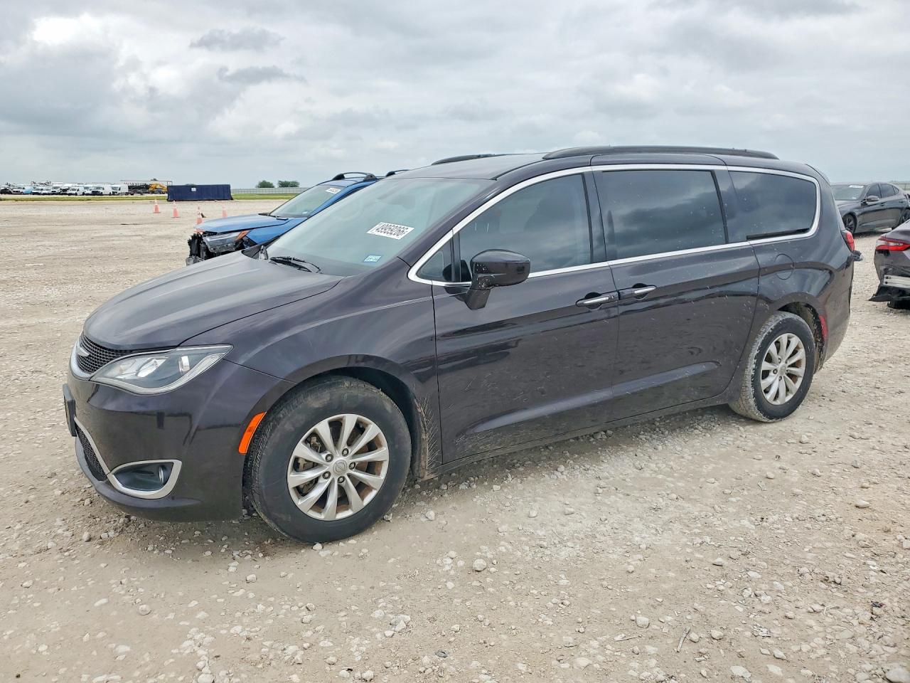 2018 CHRYSLER PACIFICA