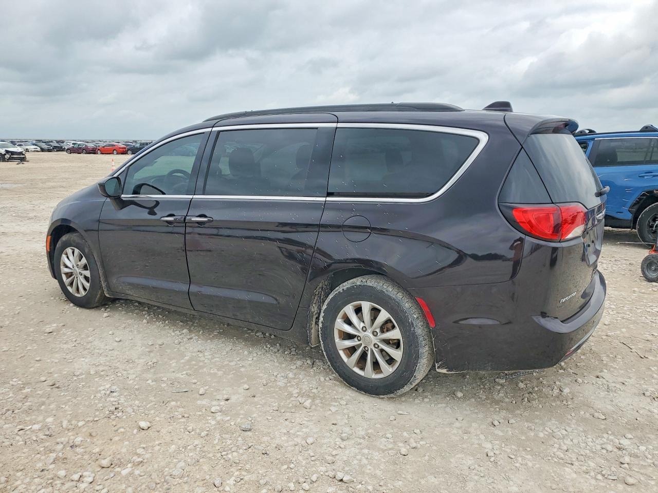 2018 CHRYSLER PACIFICA