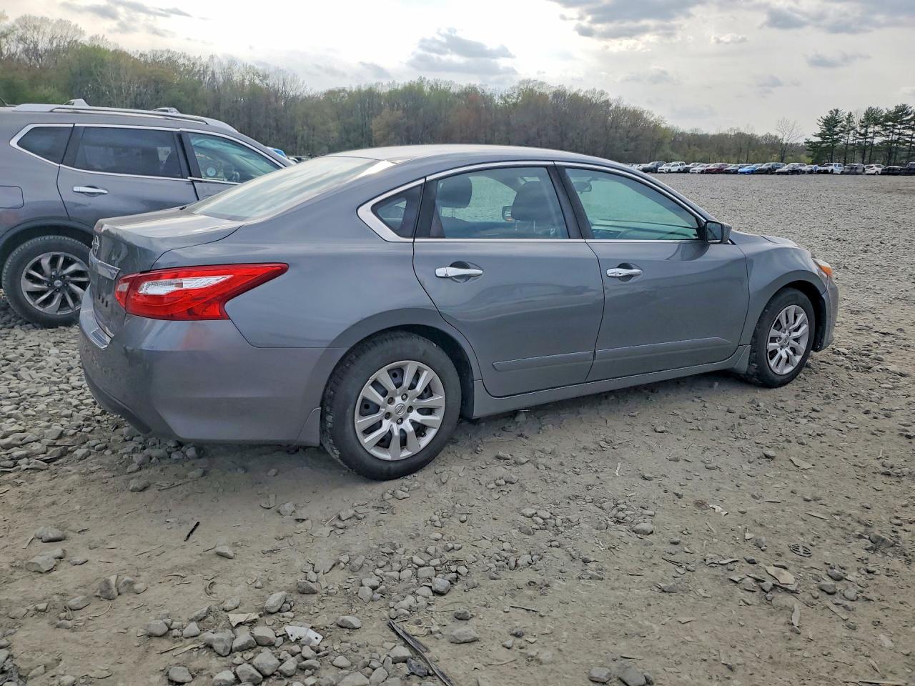 2017 NISSAN ALTIMA