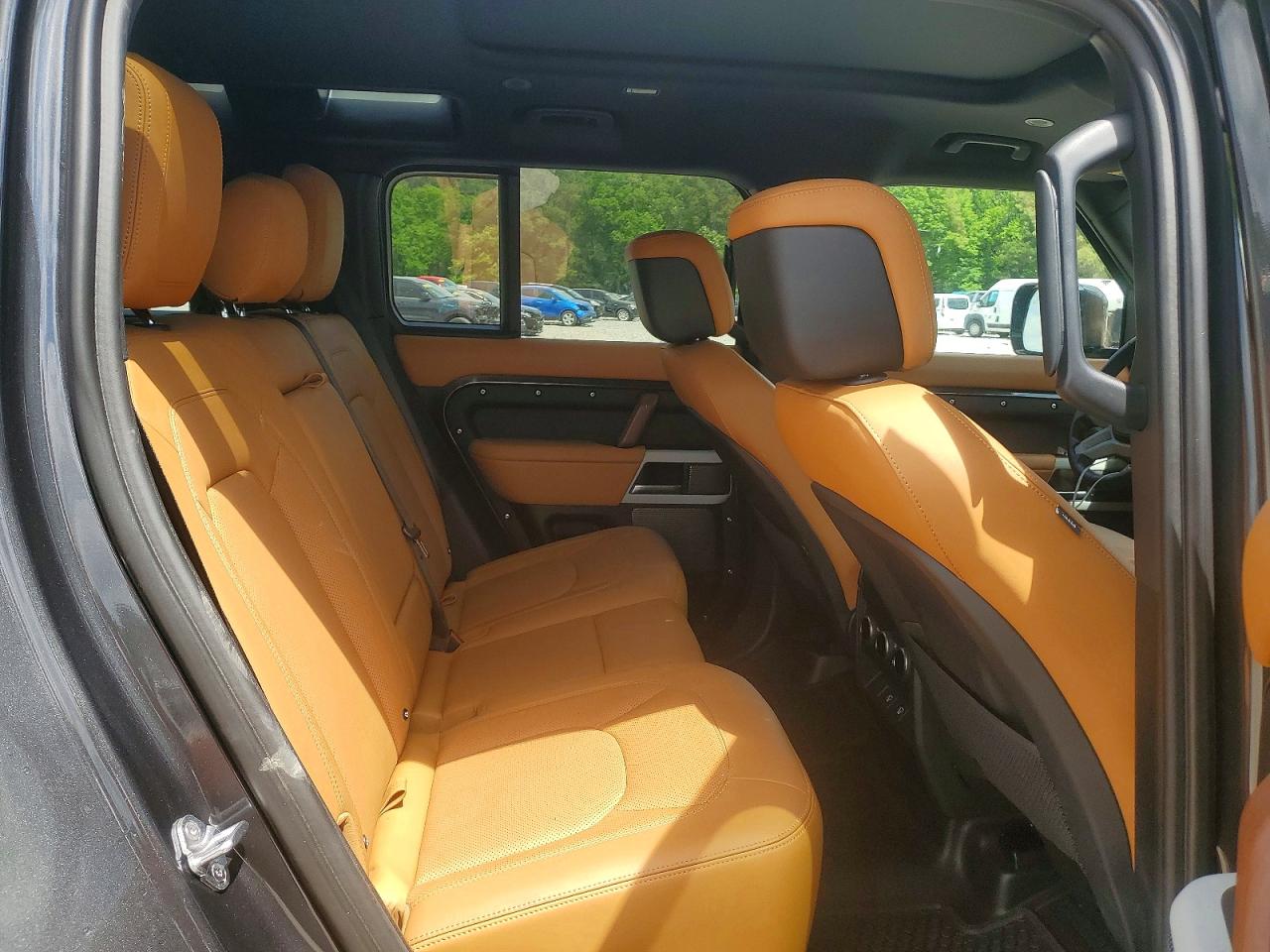 2024 LAND ROVER DEFENDER