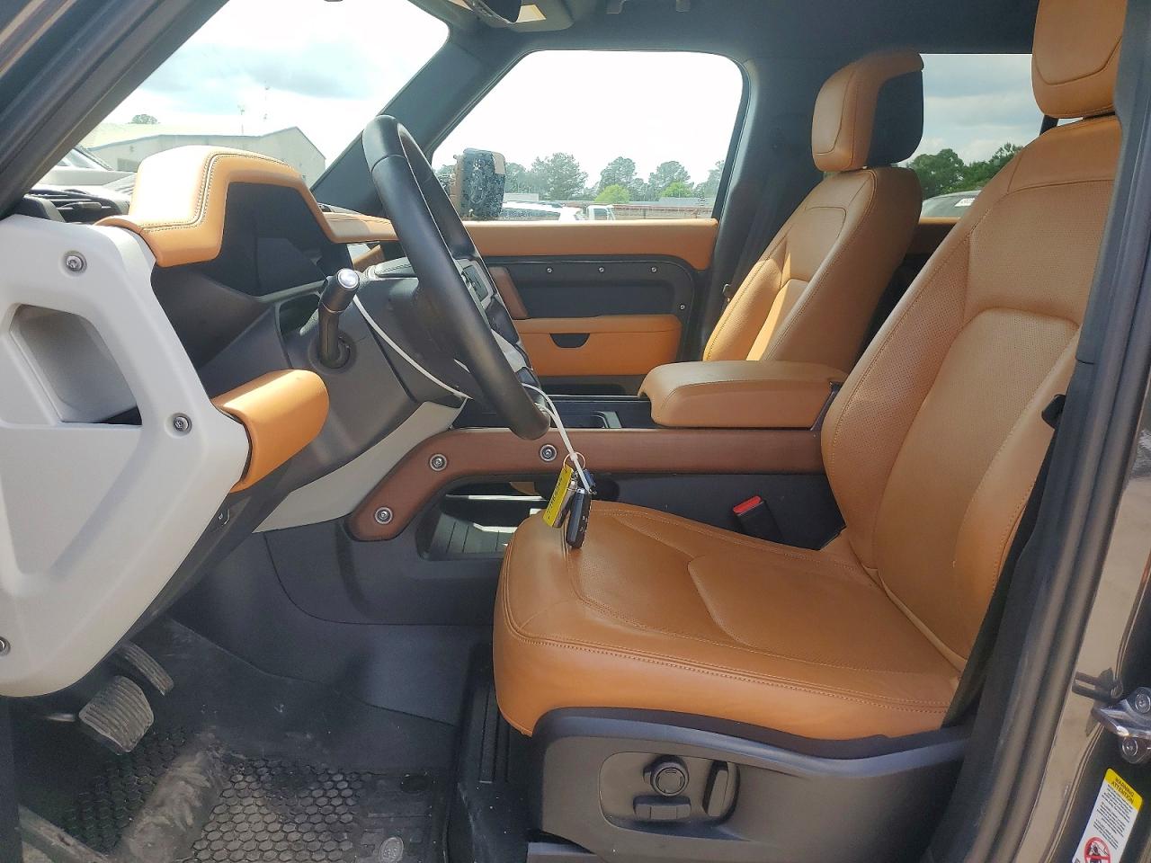 2024 LAND ROVER DEFENDER