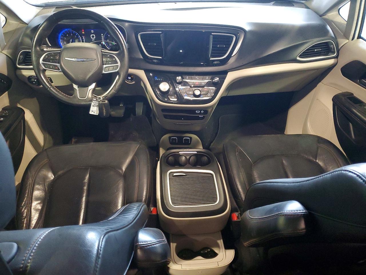 2020 CHRYSLER PACIFICA