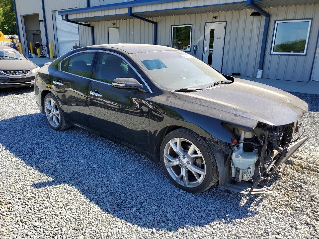 2012 NISSAN MAXIMA