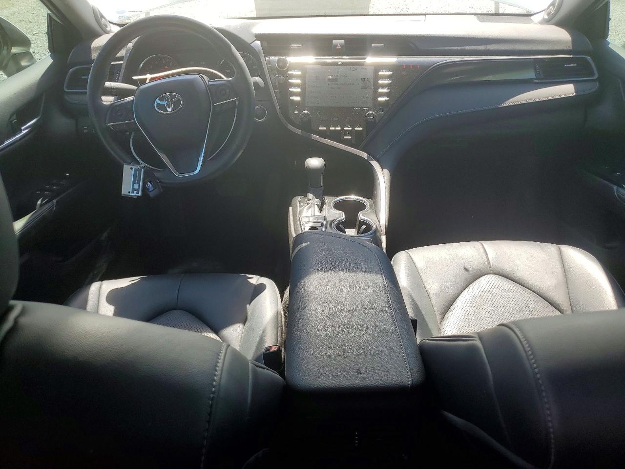 2020 TOYOTA CAMRY
