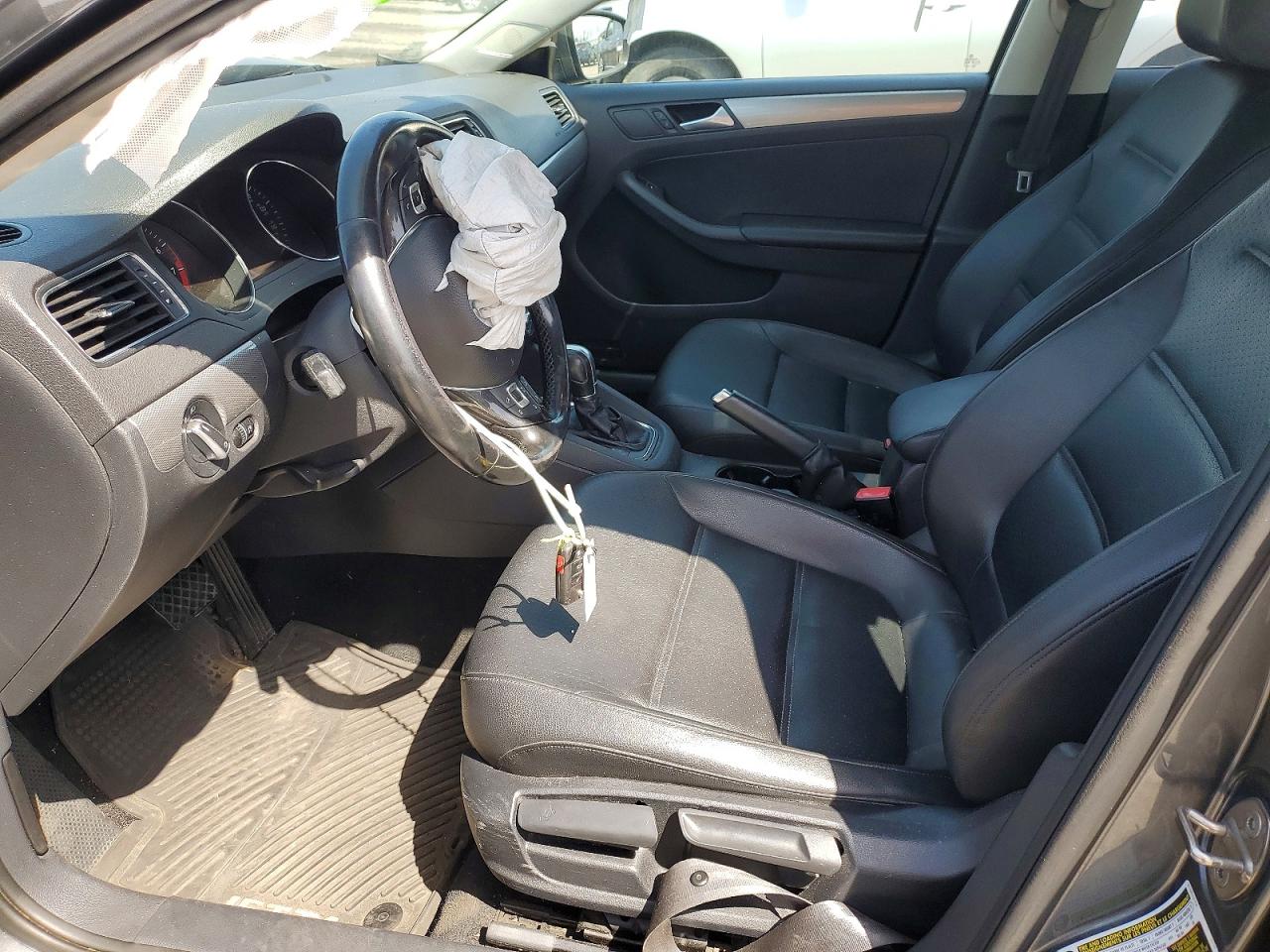 2015 VOLKSWAGEN JETTA