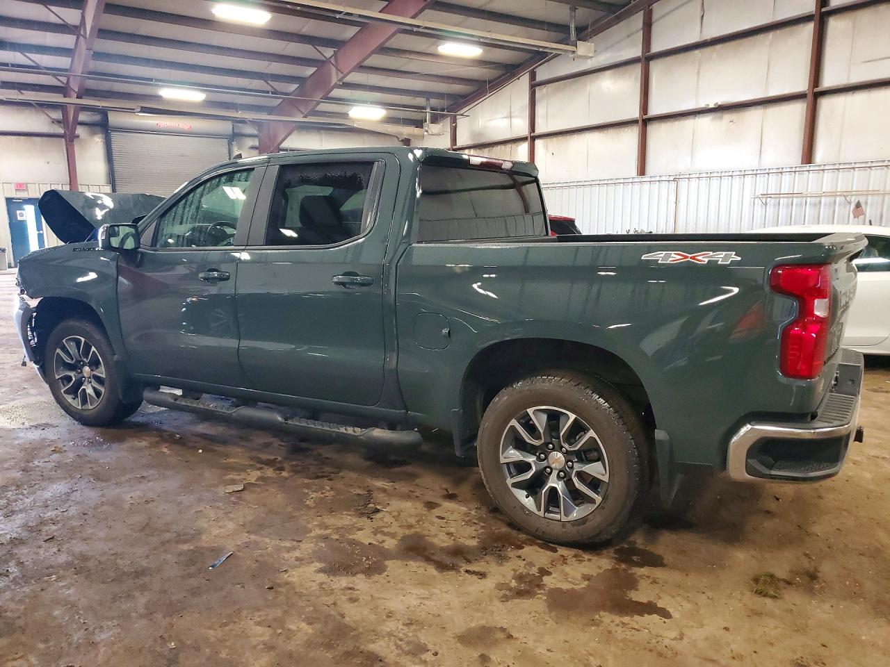 2025 CHEVROLET SILVERADO