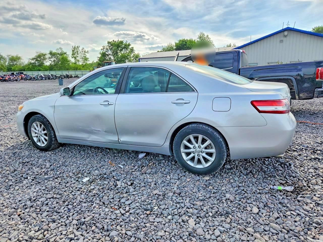 2010 TOYOTA CAMRY
