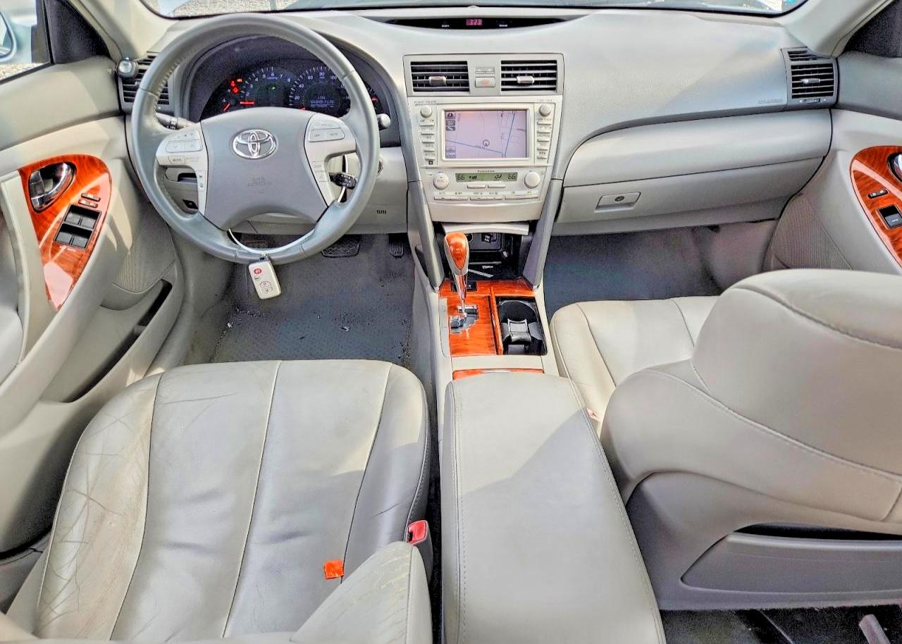 2010 TOYOTA CAMRY