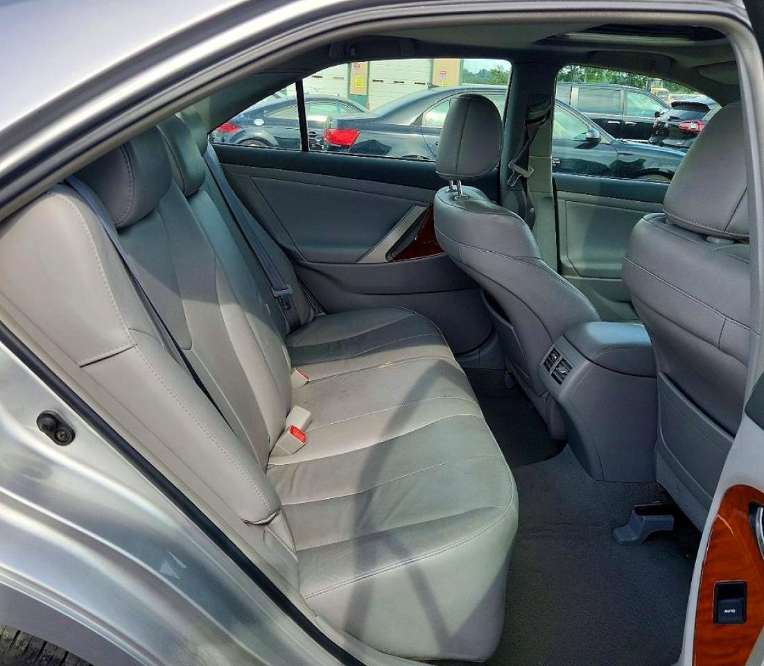 2010 TOYOTA CAMRY
