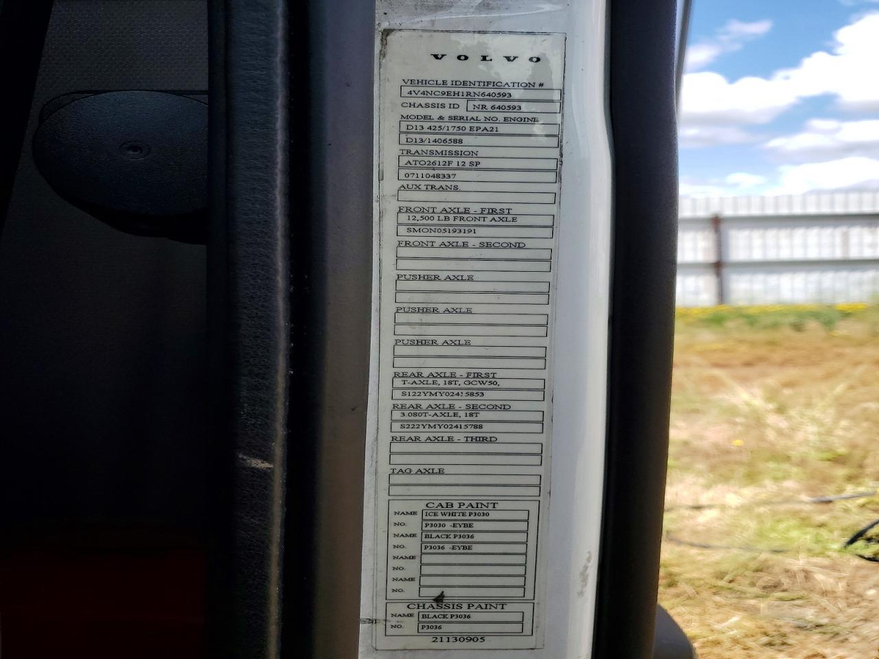 2024 VOLVO VN