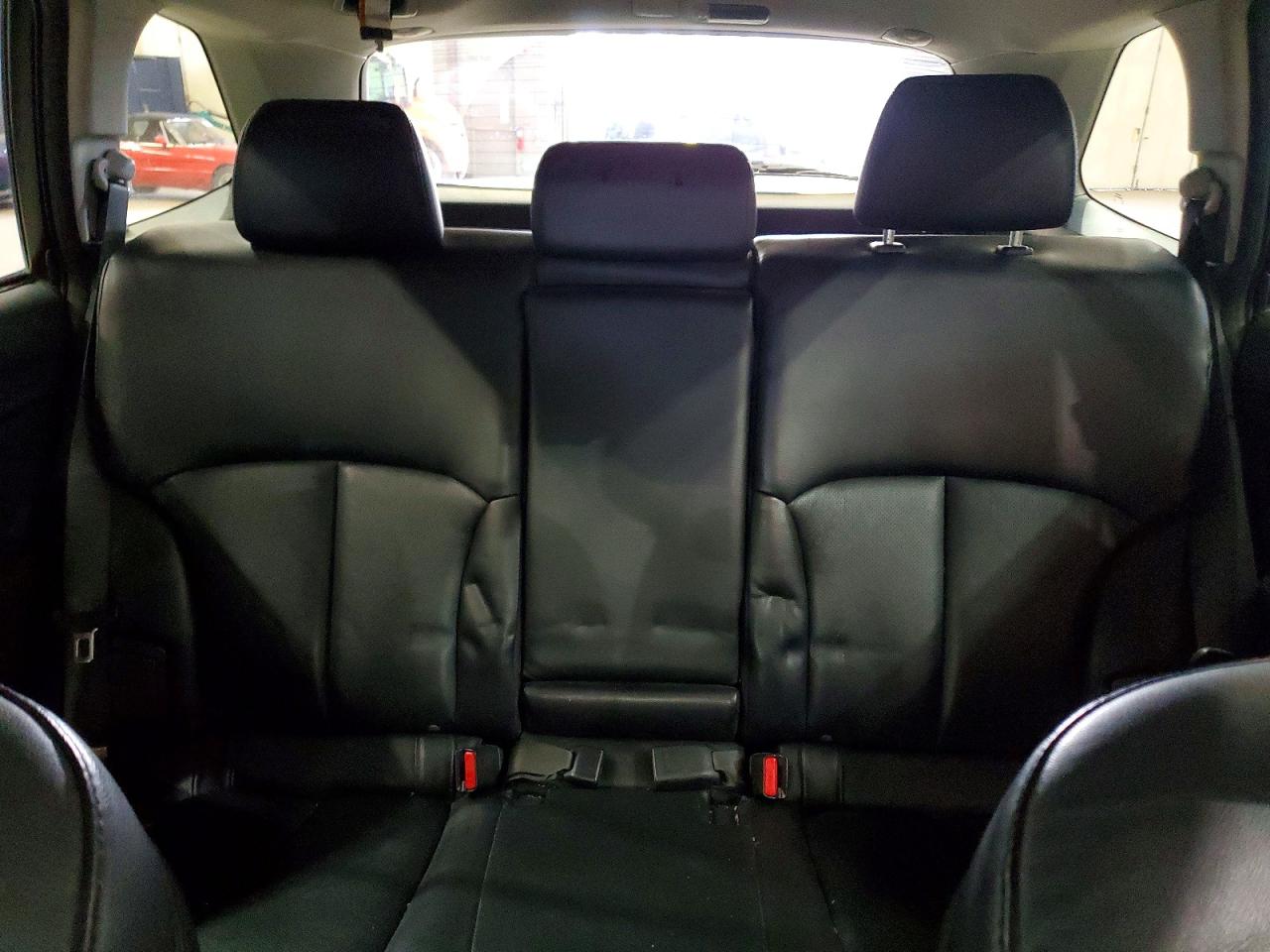 2010 SUBARU OUTBACK