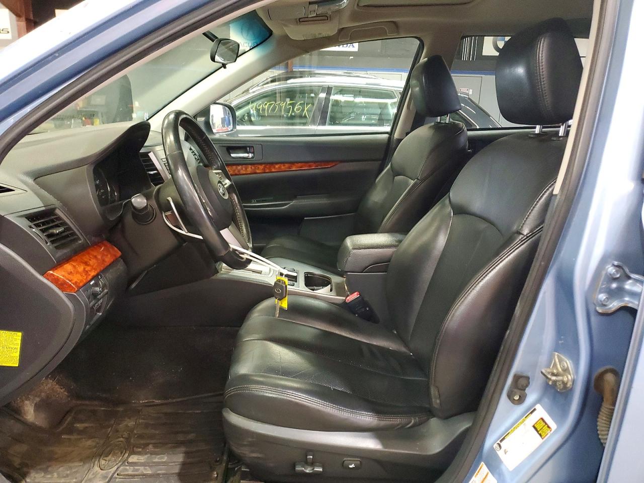 2010 SUBARU OUTBACK