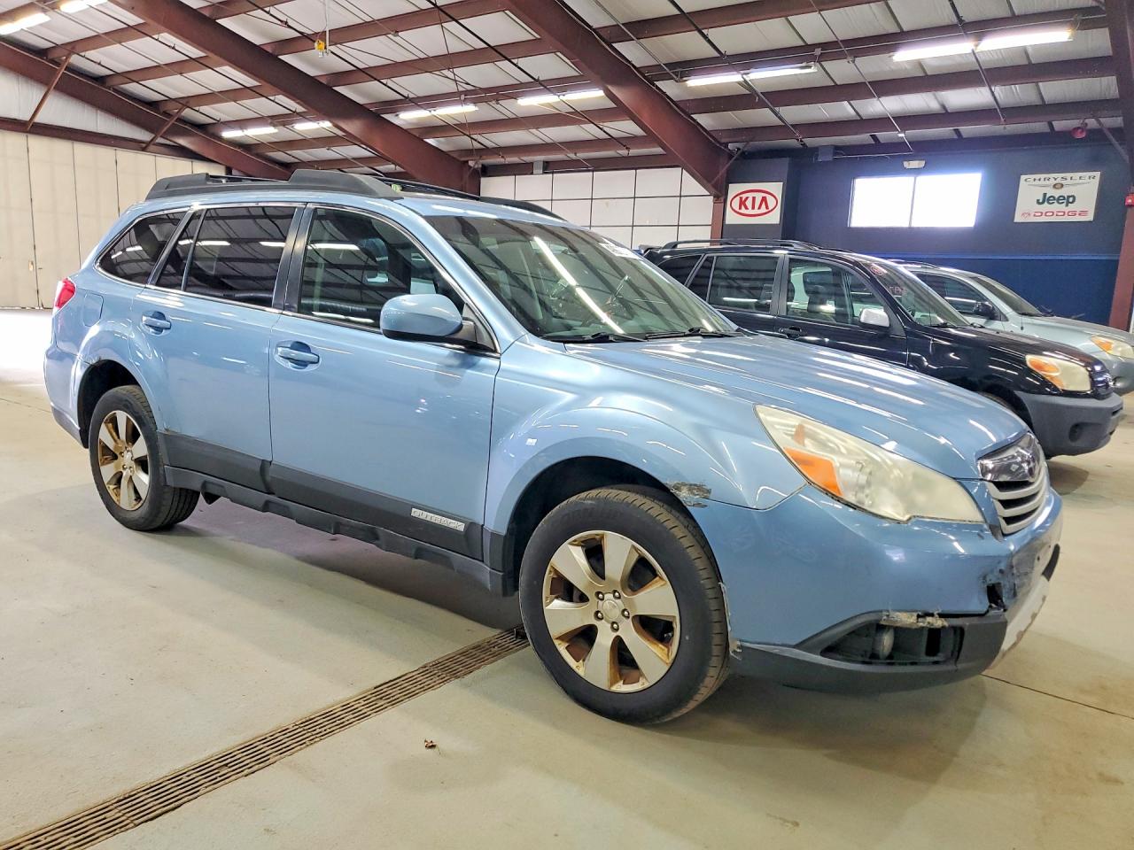 2010 SUBARU OUTBACK
