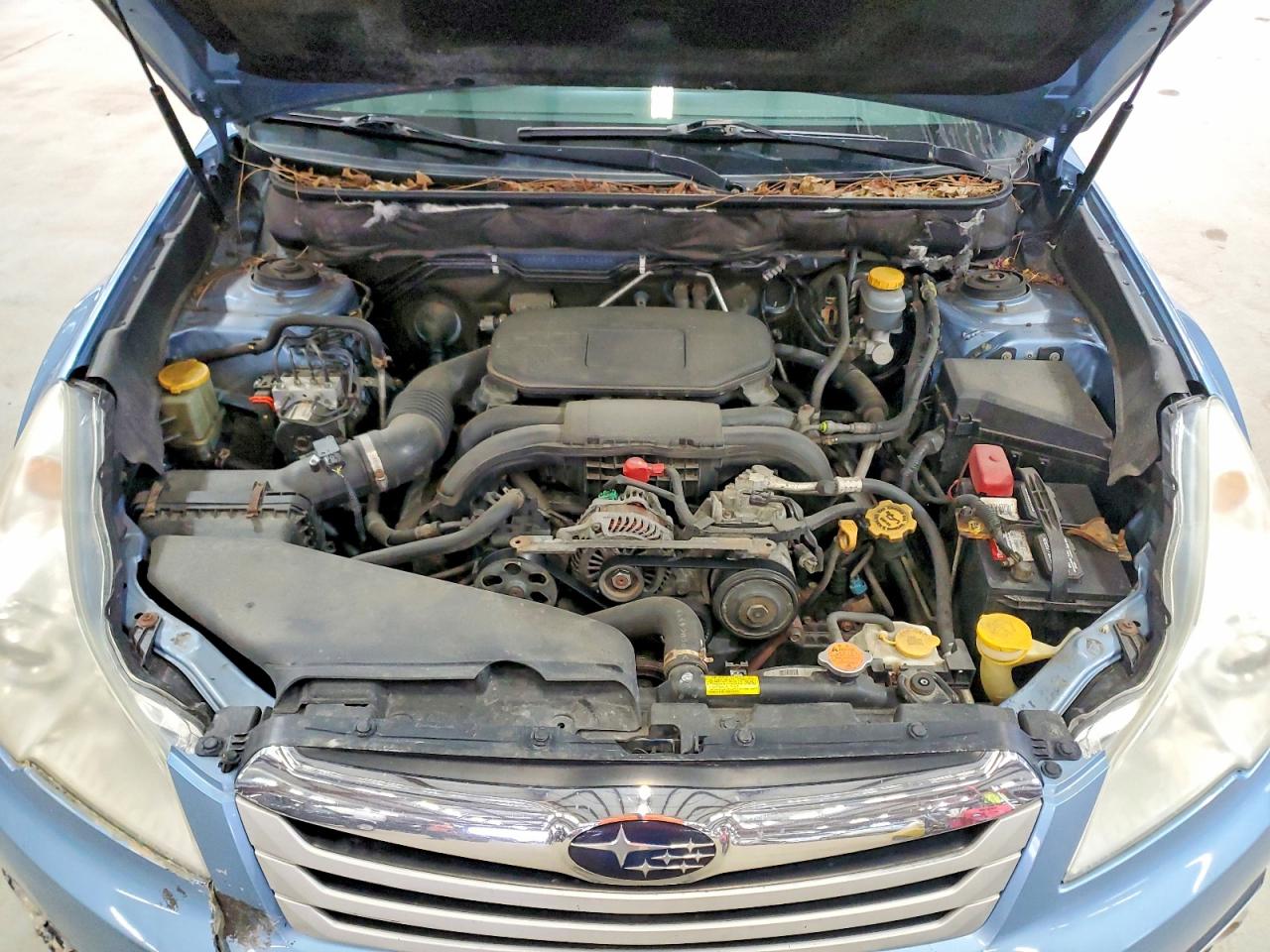 2010 SUBARU OUTBACK