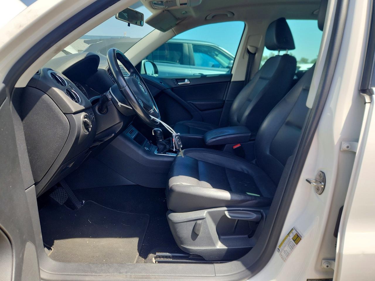 2014 VOLKSWAGEN TIGUAN