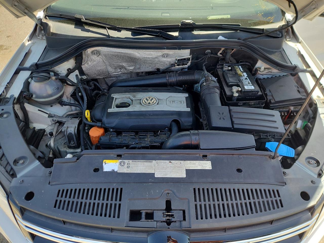2014 VOLKSWAGEN TIGUAN
