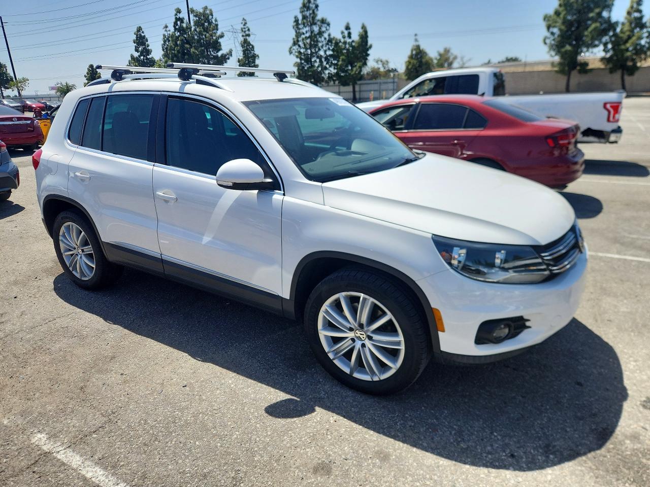 2014 VOLKSWAGEN TIGUAN