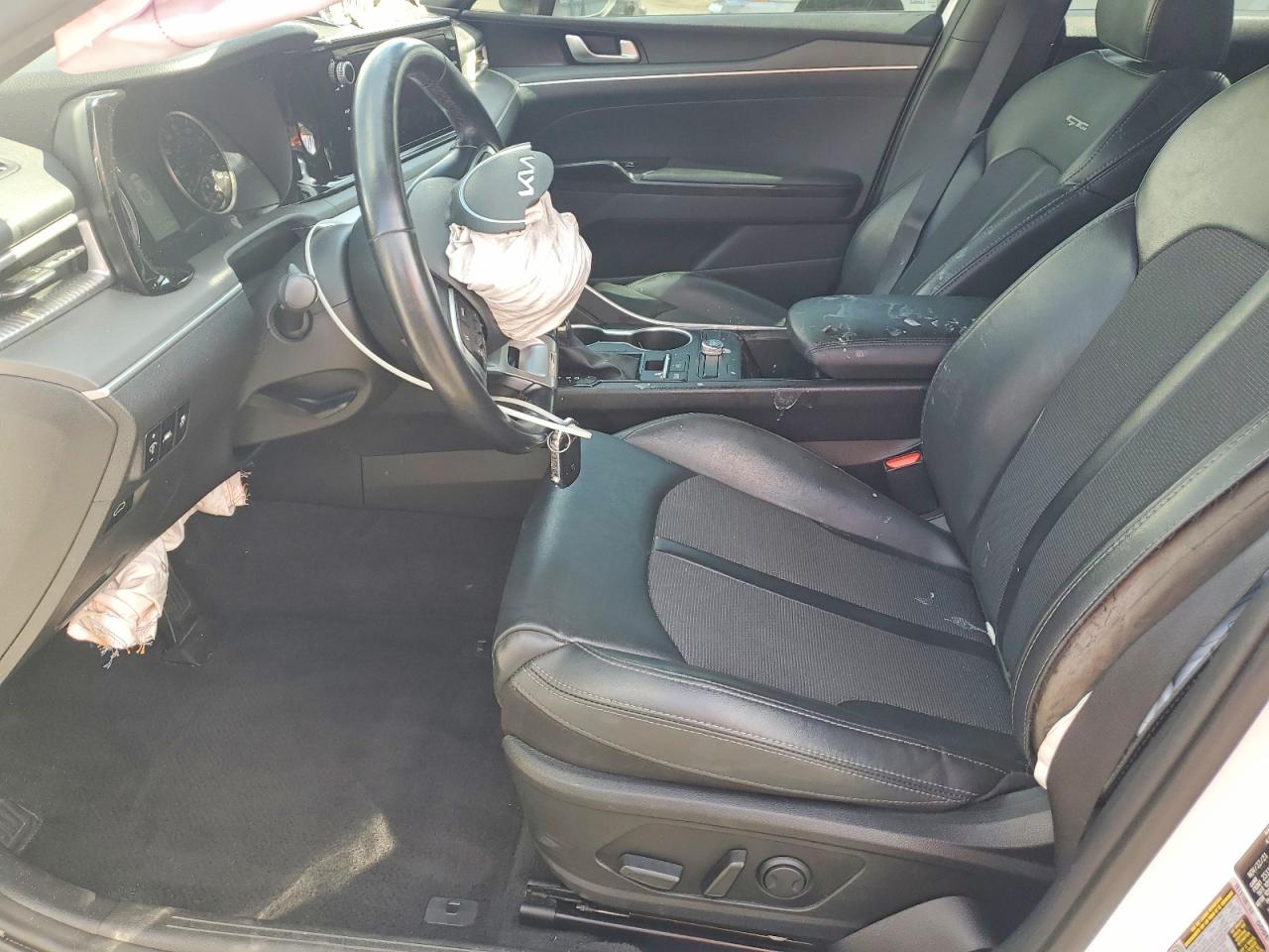 2022 KIA K5