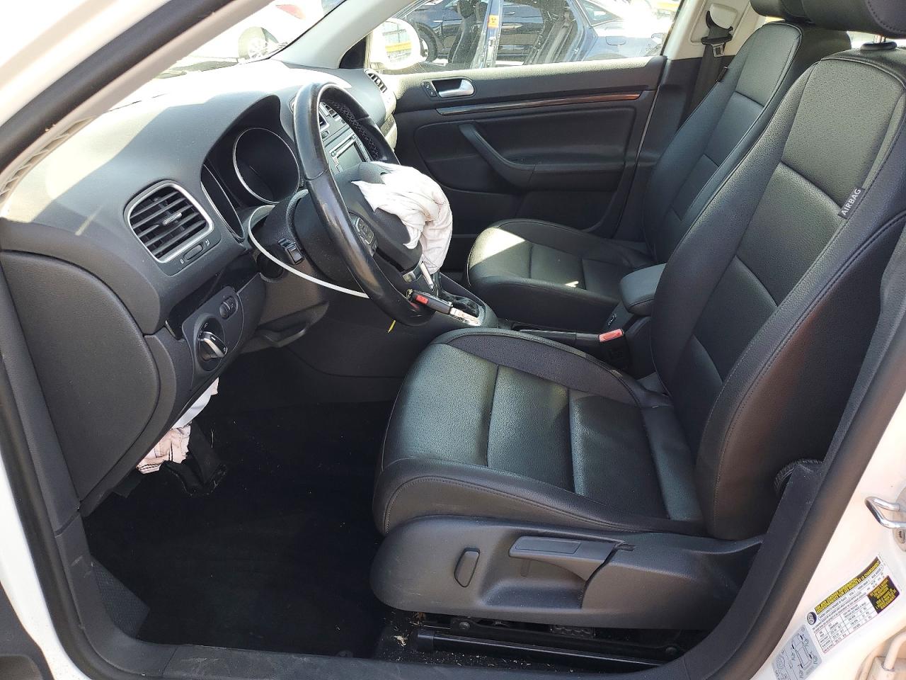 2014 VOLKSWAGEN JETTA