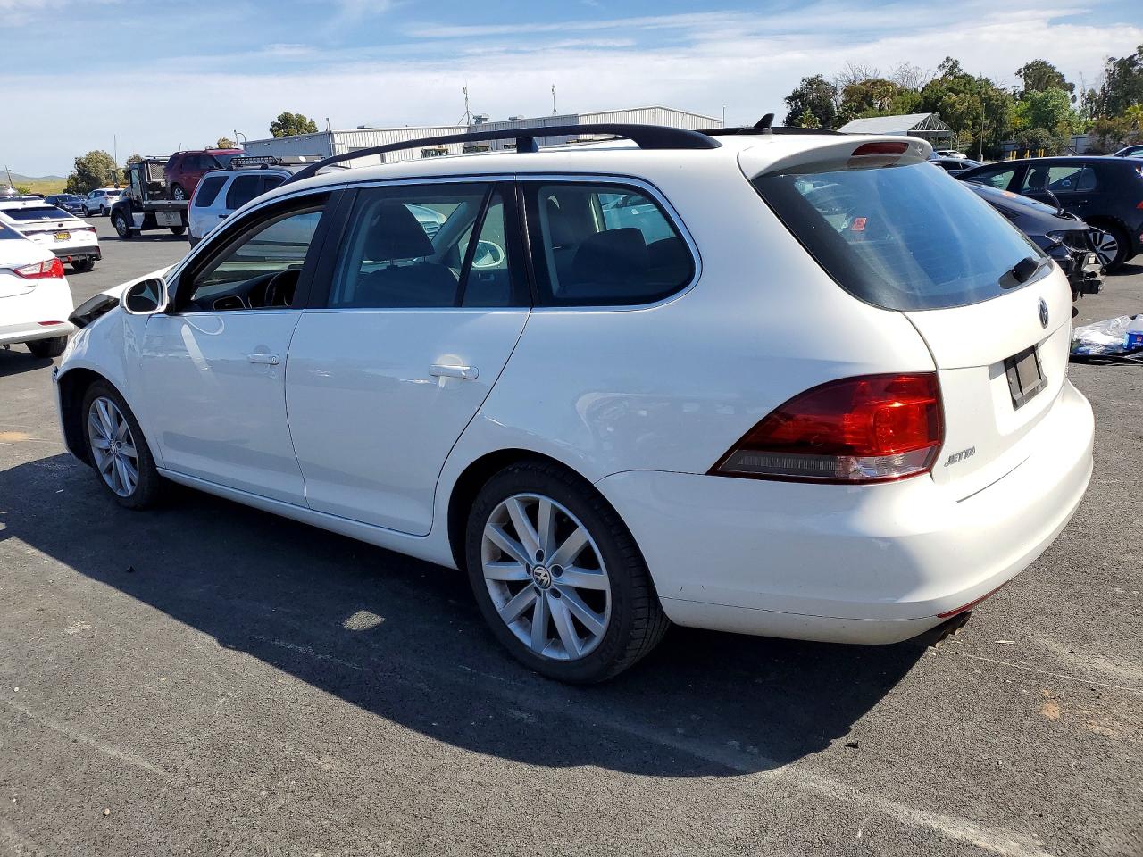 2014 VOLKSWAGEN JETTA