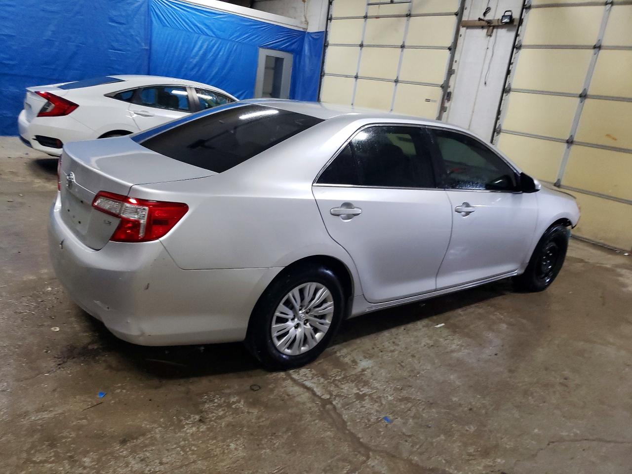 2013 TOYOTA CAMRY