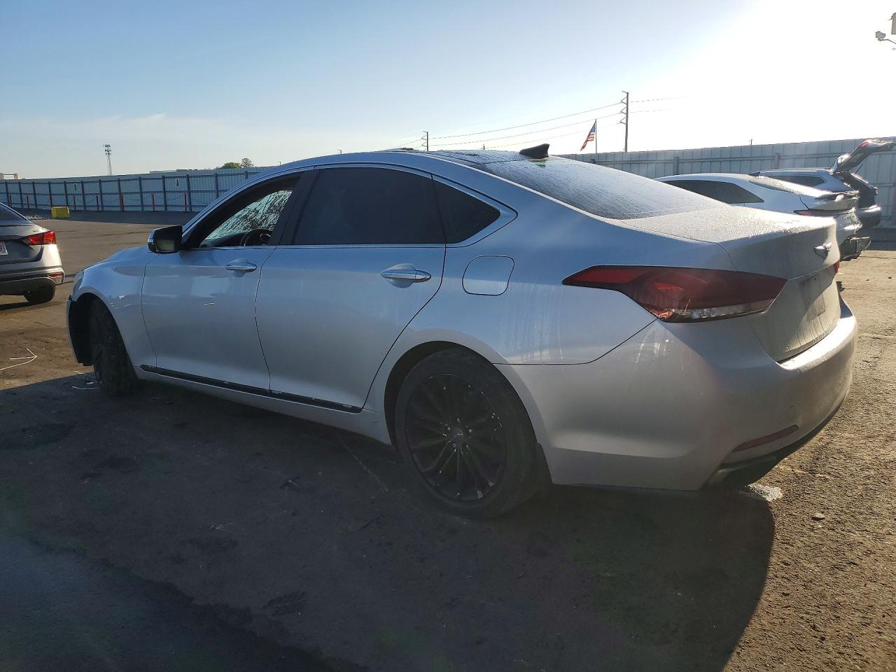 2015 HYUNDAI GENESIS