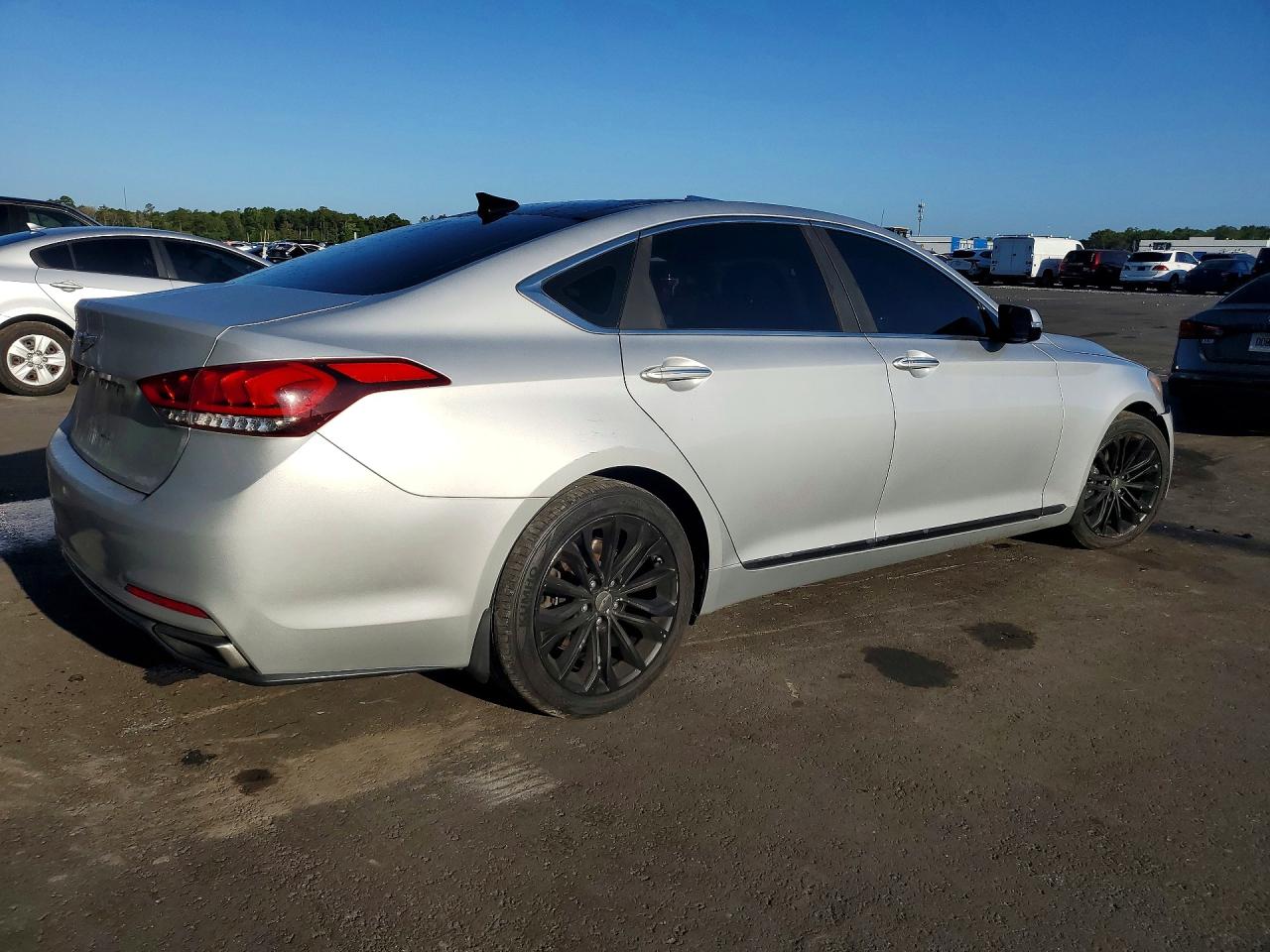 2015 HYUNDAI GENESIS