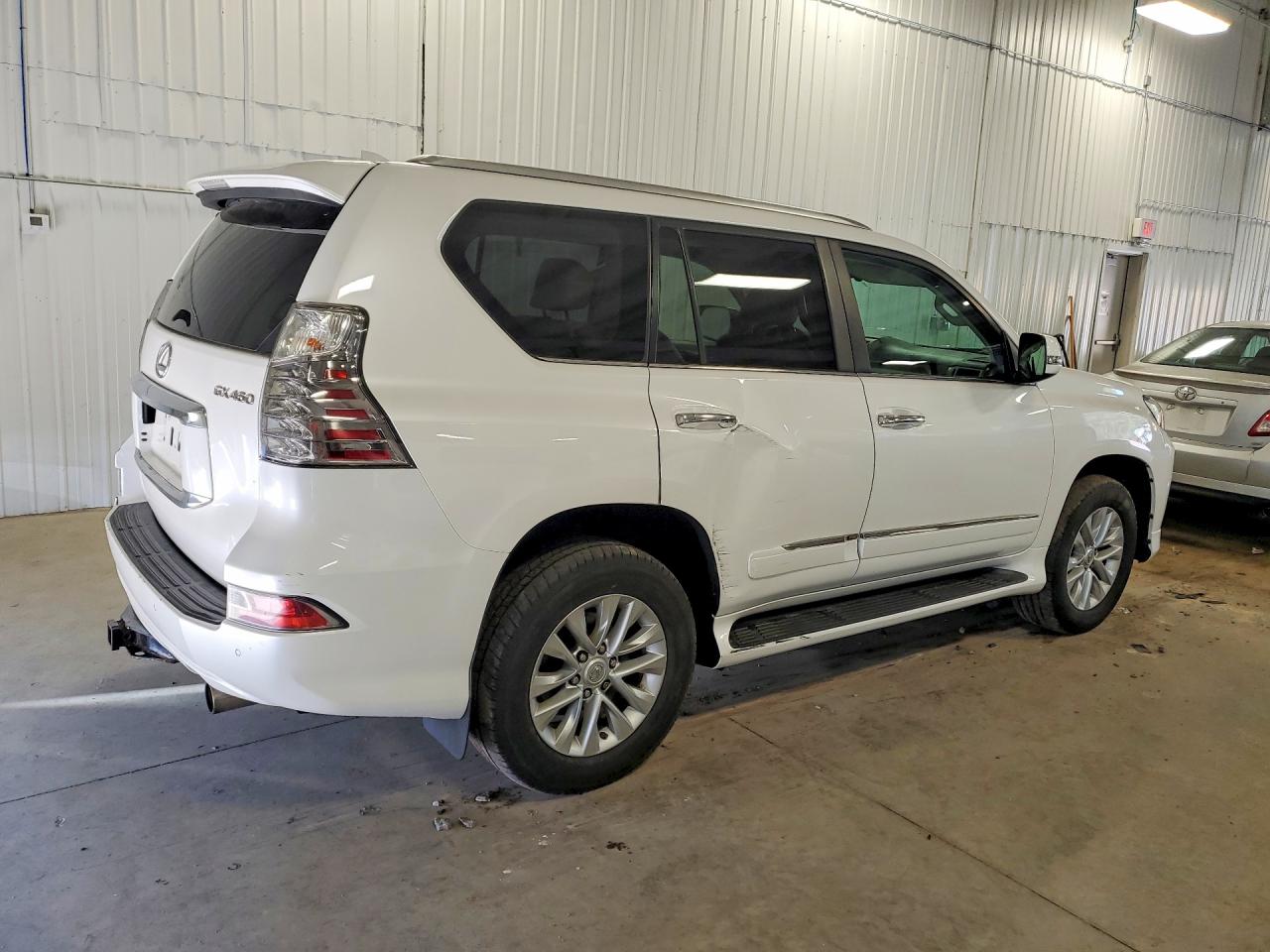 2016 LEXUS GX
