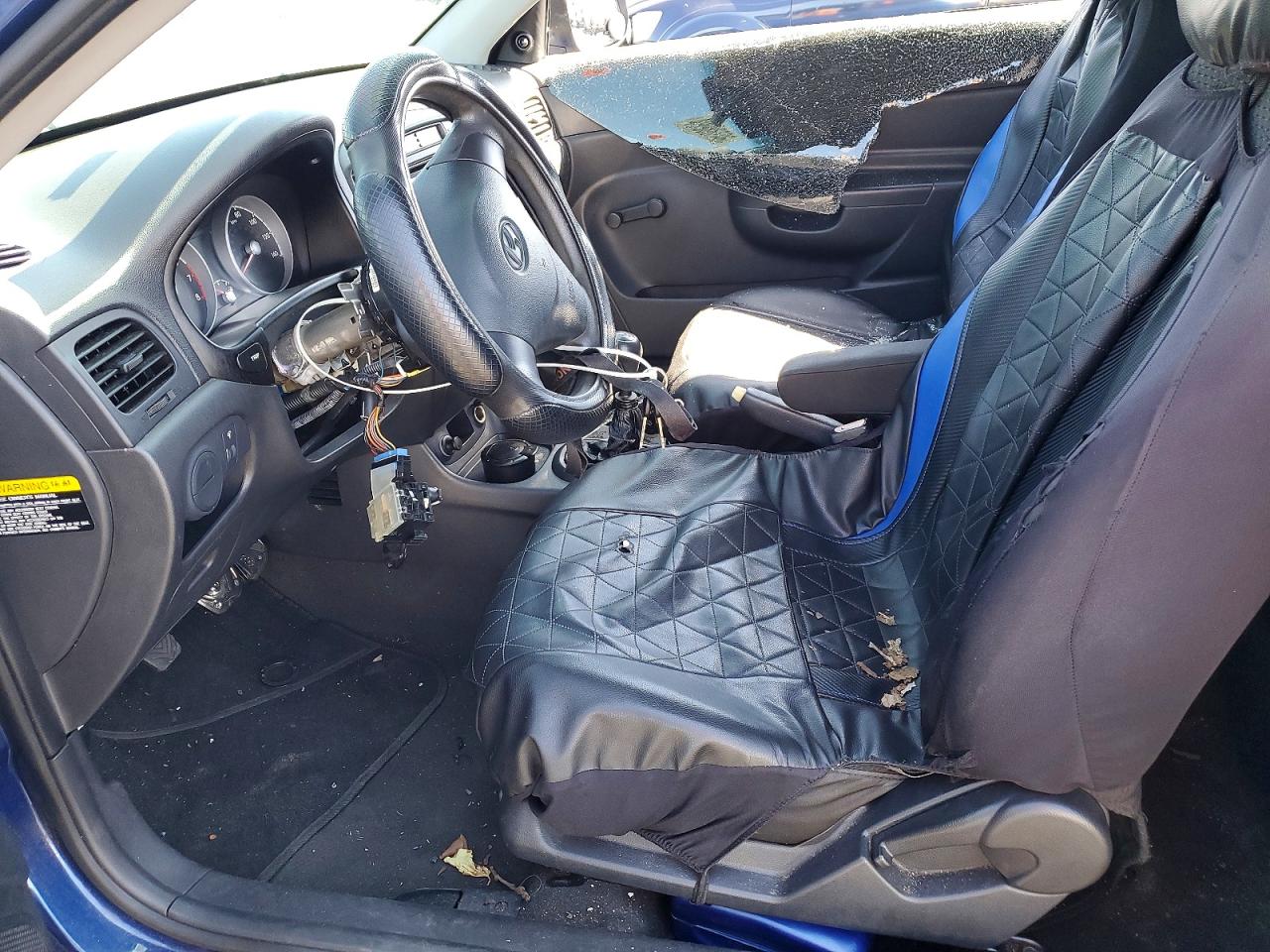 2011 HYUNDAI ACCENT