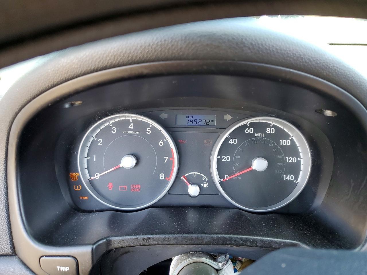 2011 HYUNDAI ACCENT