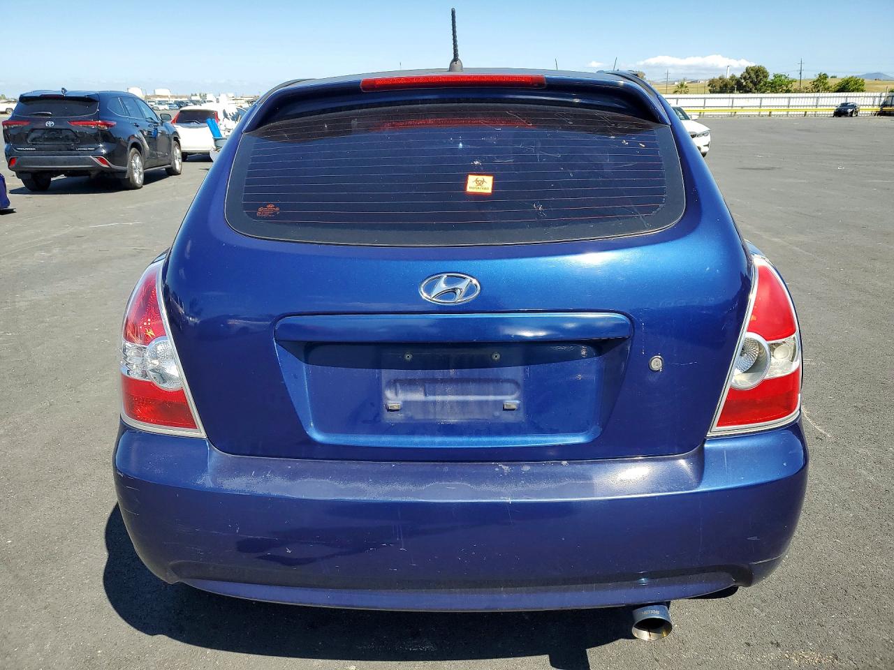 2011 HYUNDAI ACCENT