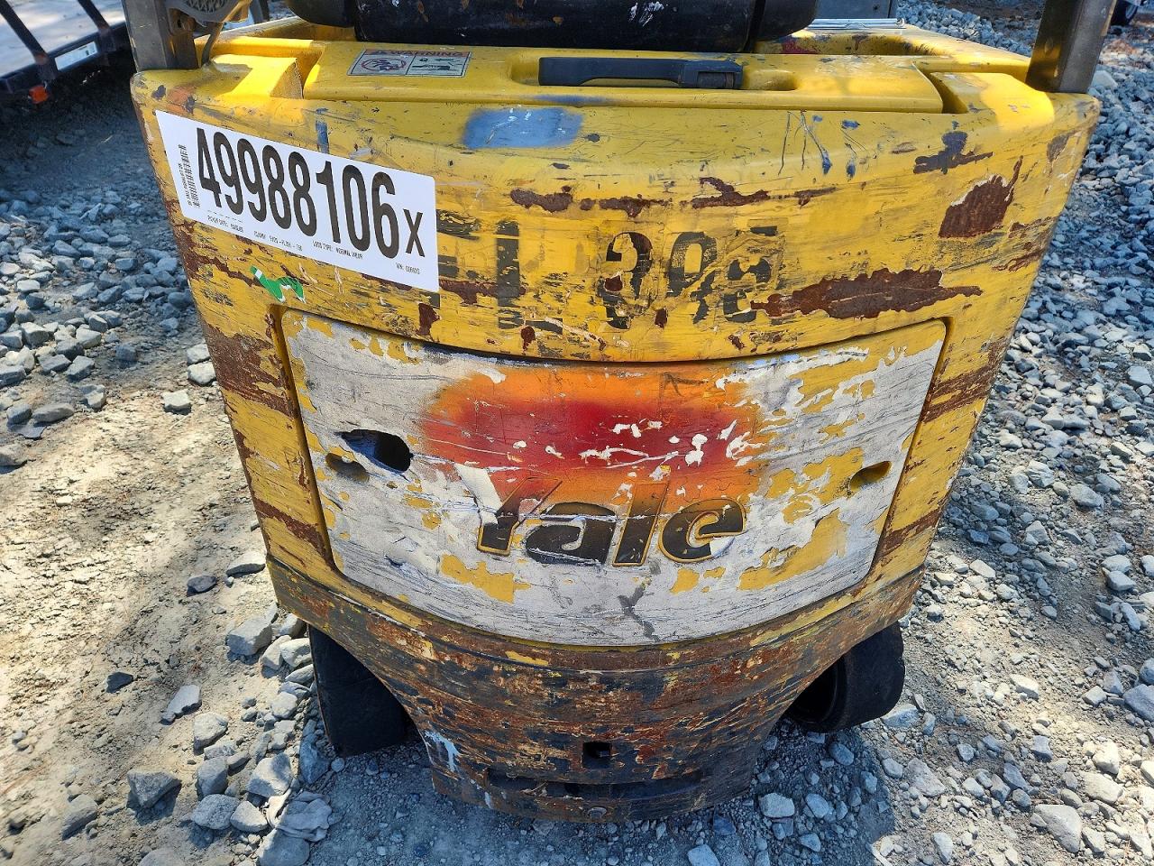 2009 YALE FORK TRUCK