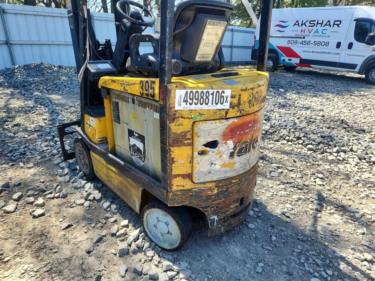 2009 YALE FORK TRUCK