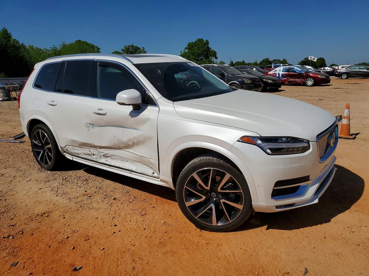 2024 VOLVO XC90 PLUS