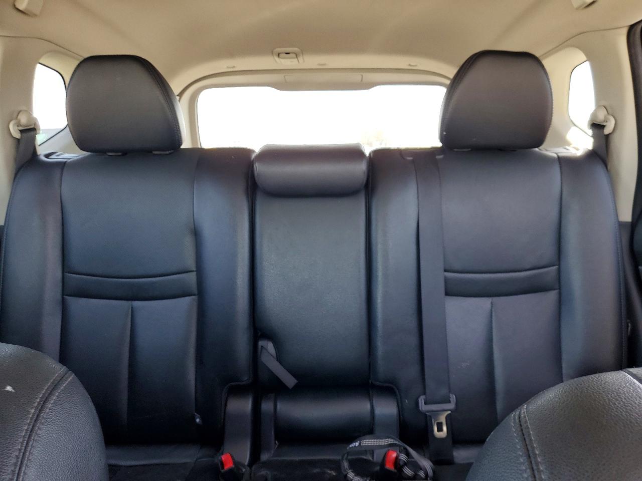 2016 NISSAN ROGUE