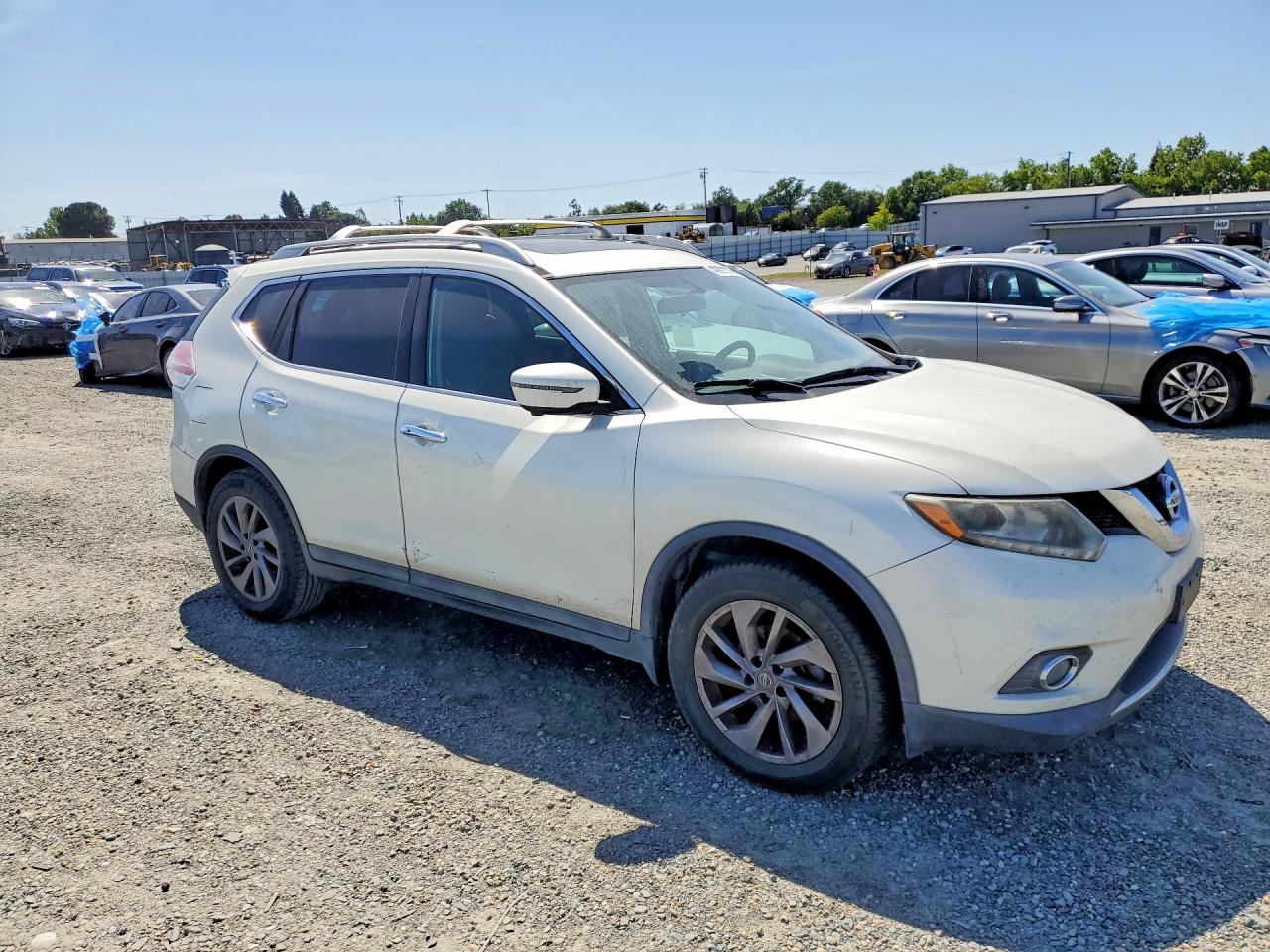 2016 NISSAN ROGUE