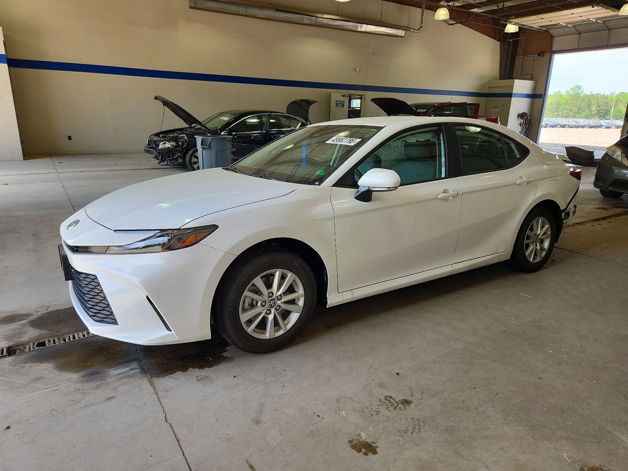 2025 TOYOTA CAMRY