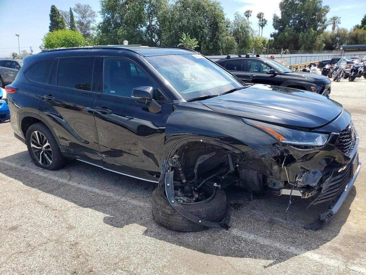 2021 TOYOTA HIGHLANDER
