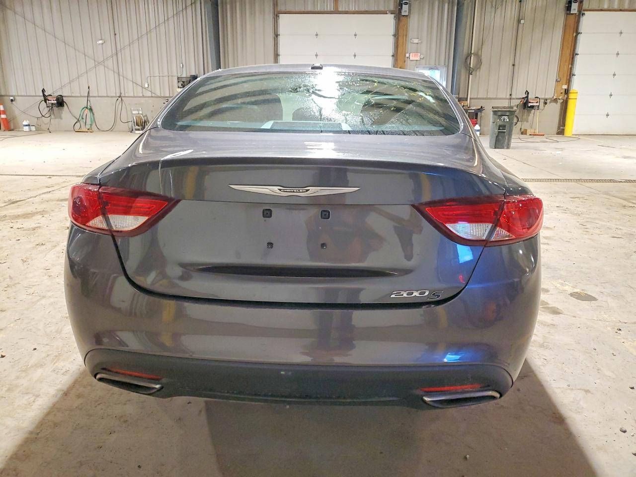 2015 CHRYSLER 200