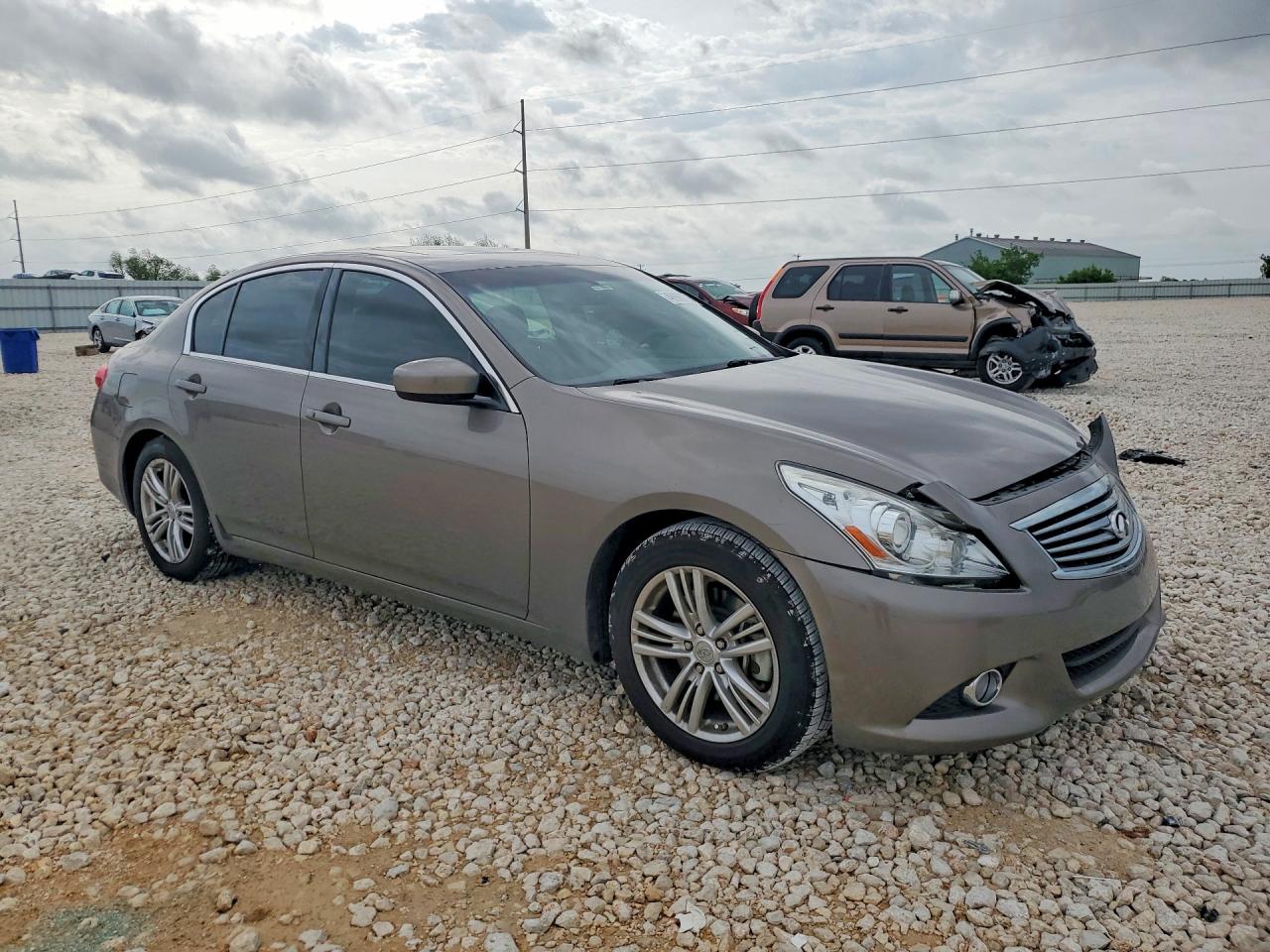2010 INFINITI G37