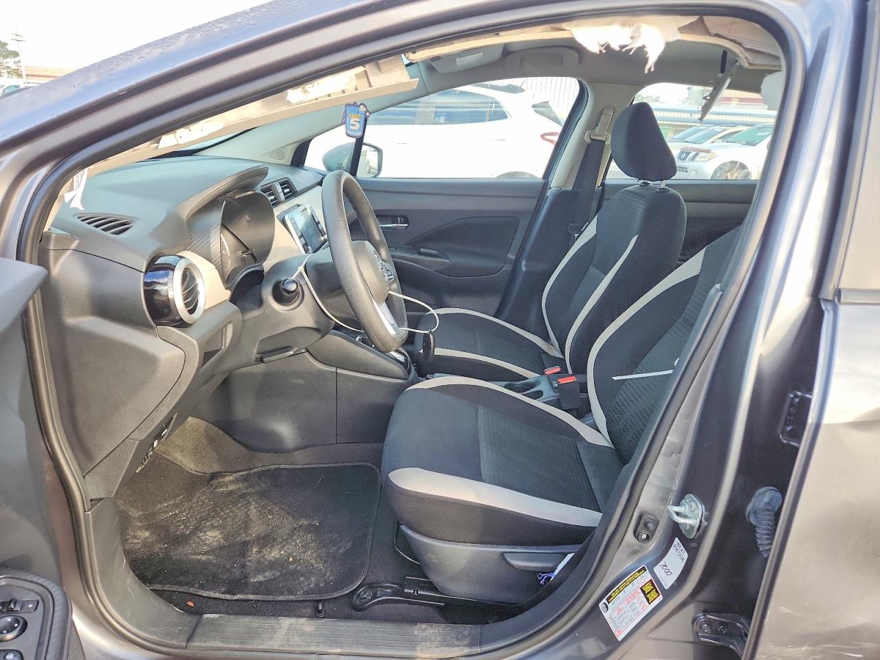 2021 NISSAN VERSA