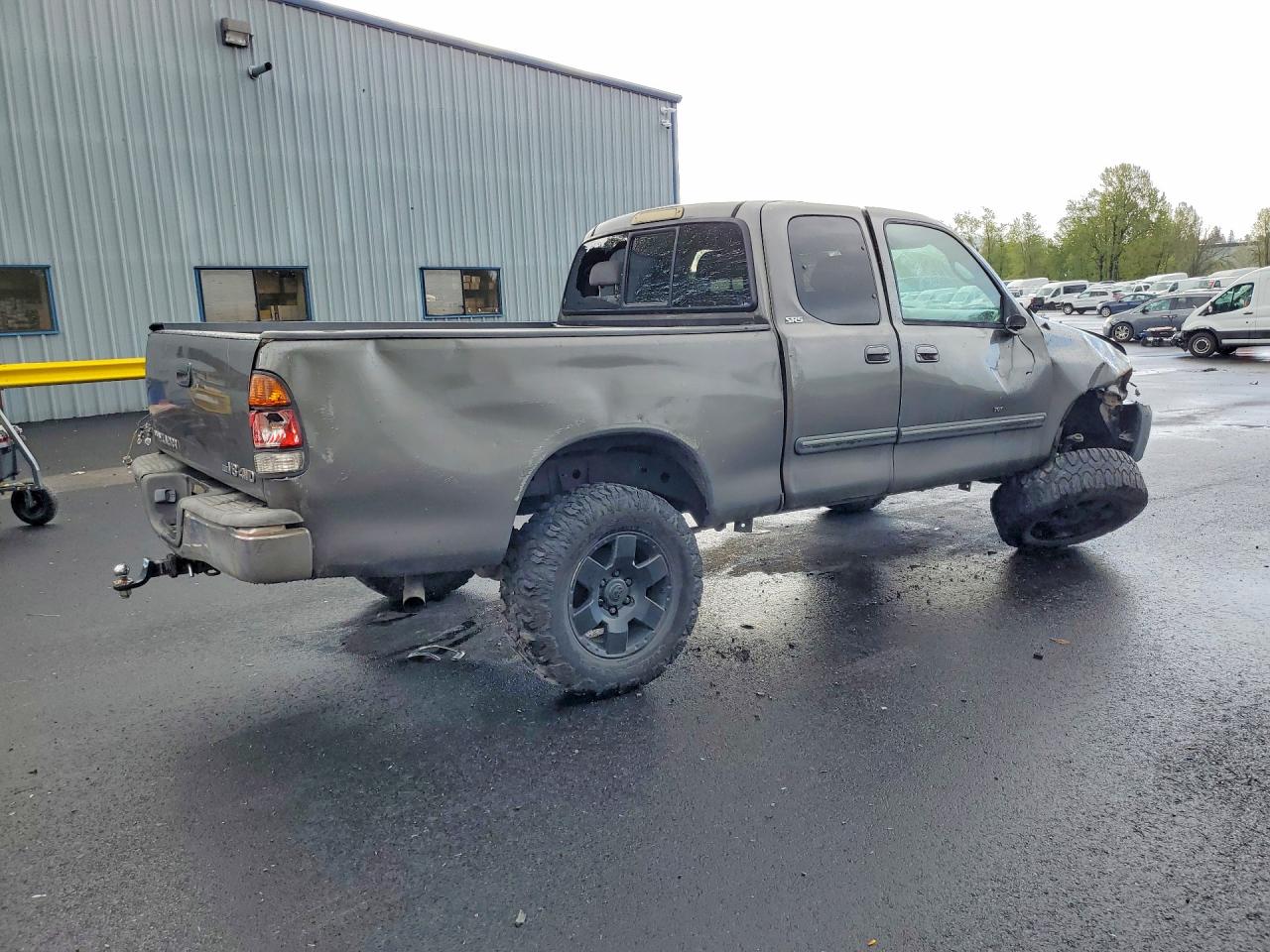 2004 TOYOTA TUNDRA