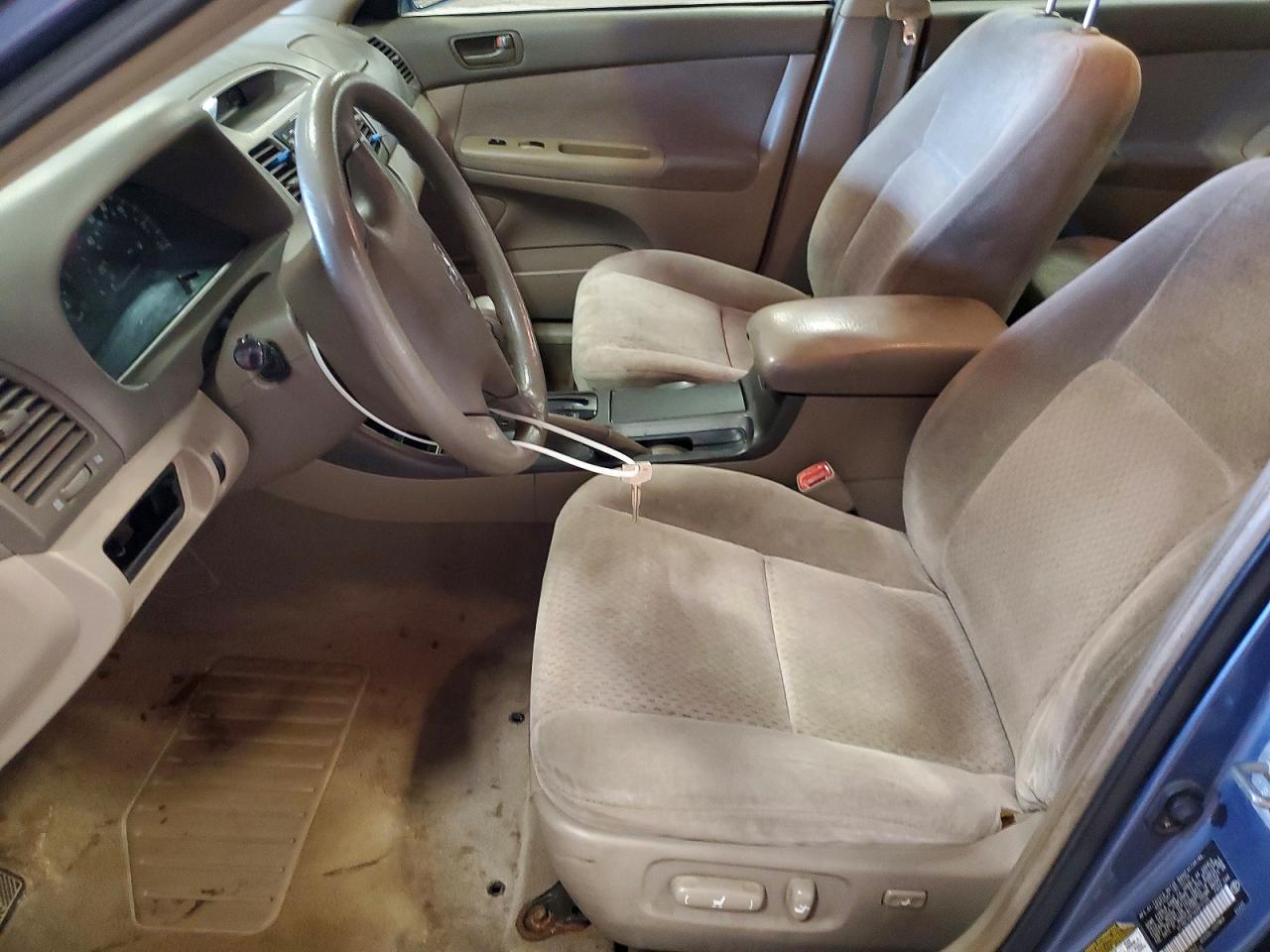 2004 TOYOTA CAMRY
