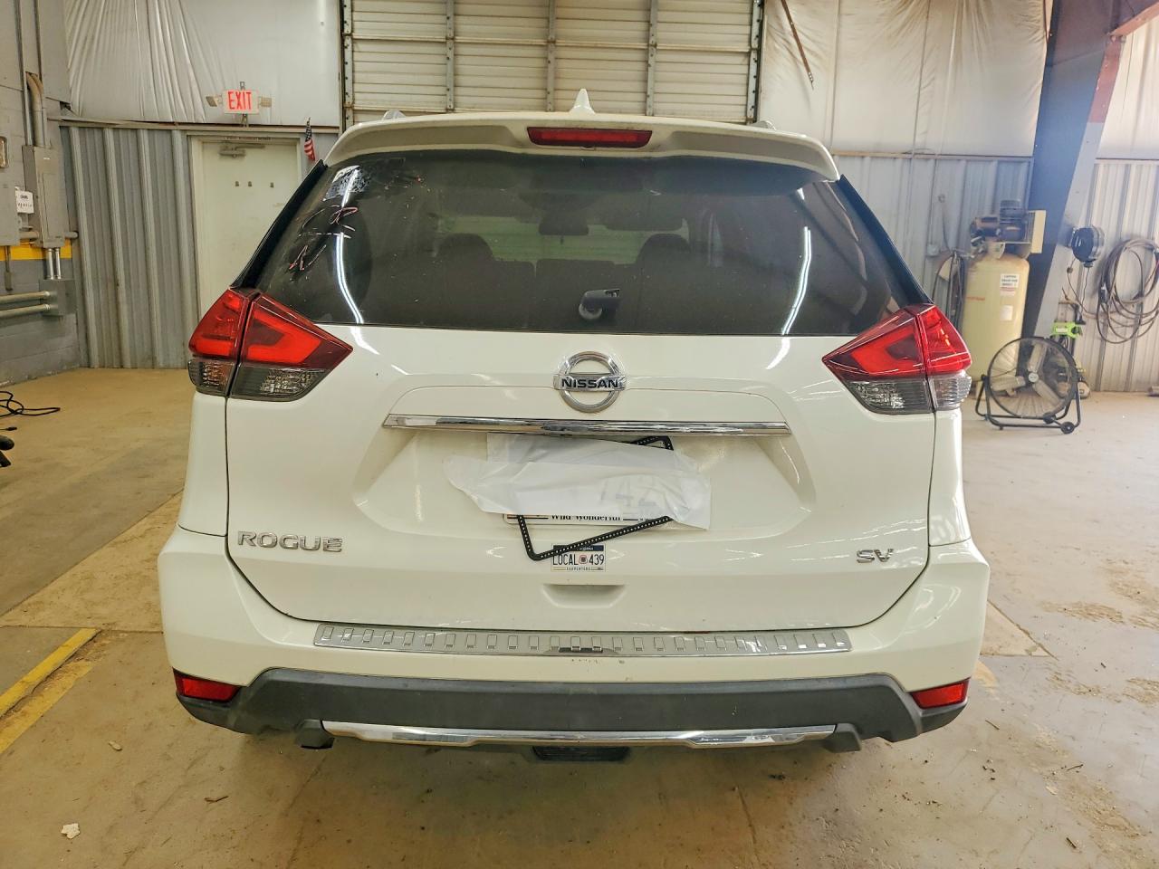 2017 NISSAN ROGUE