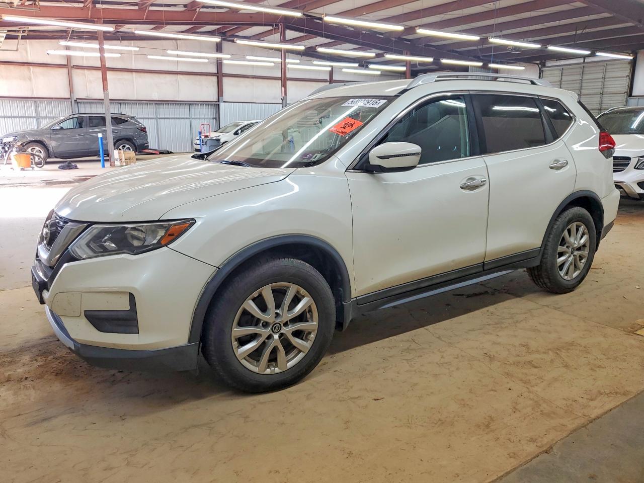 2017 NISSAN ROGUE