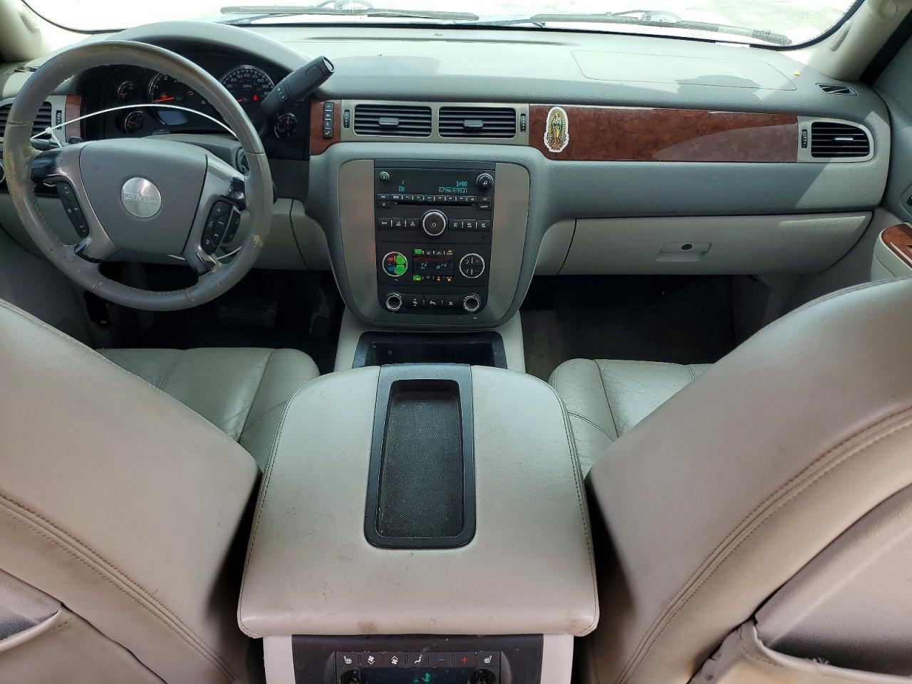 2011 GMC YUKON