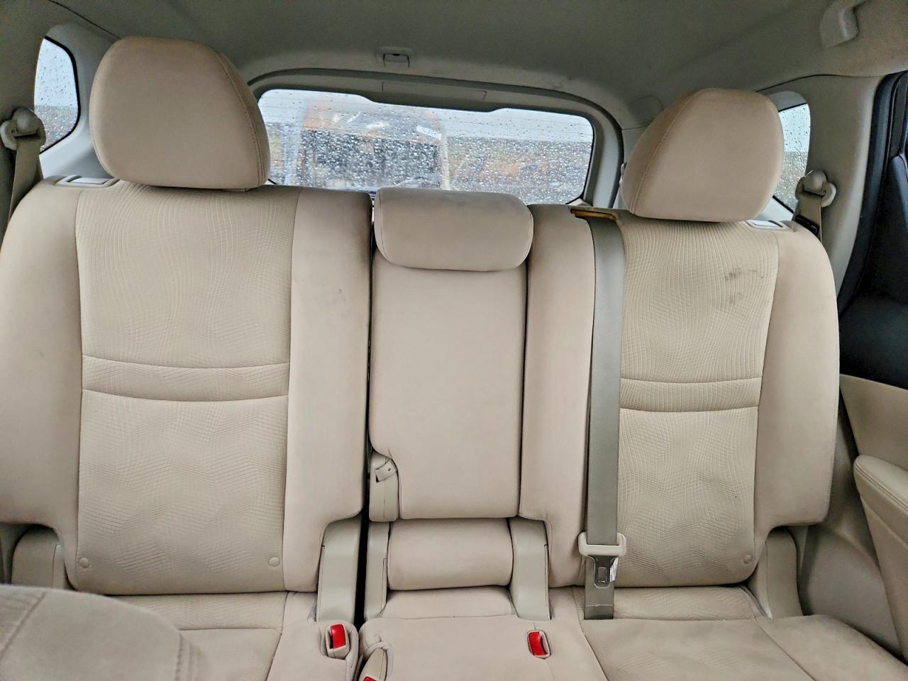 2014 NISSAN ROGUE