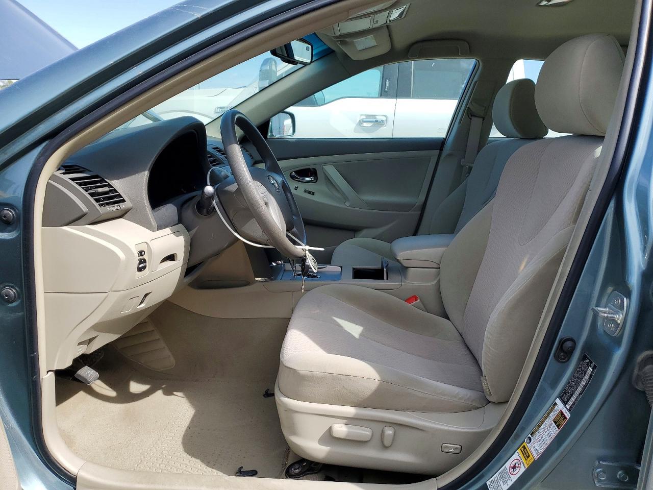 2010 TOYOTA CAMRY
