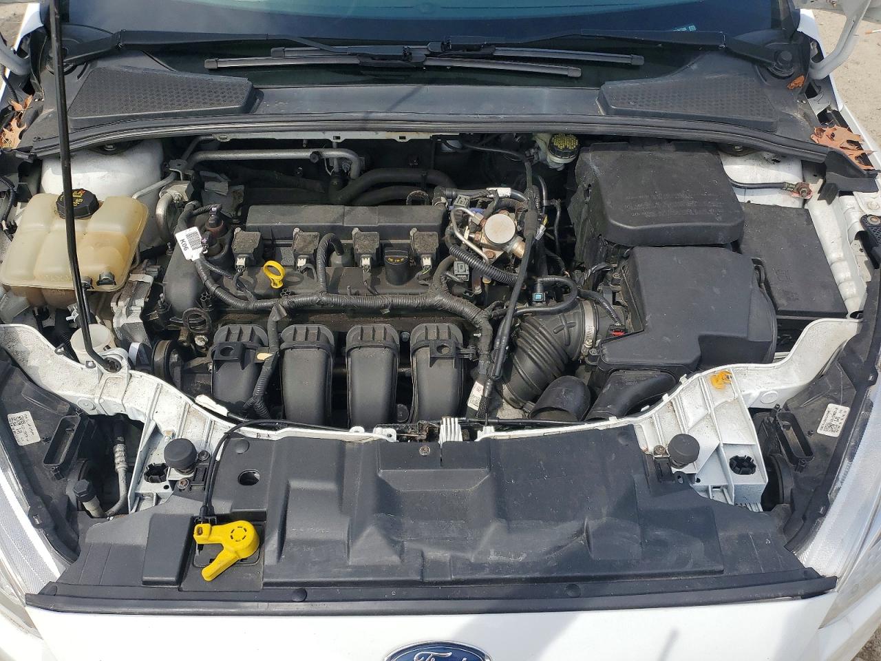 2016 FORD FOCUS