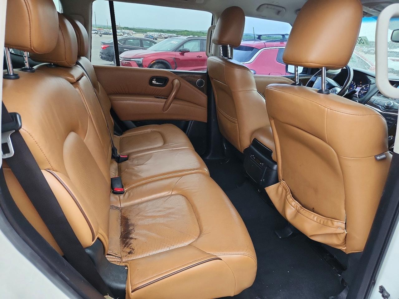 2016 INFINITI QX80